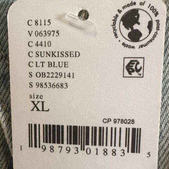 Free People Sidney Denim Jean Jacket in Sunkissed Light Blue Size XL NWT 70s - Picture 9 of 11